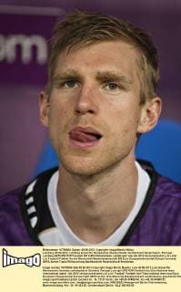 Lemberg, 09.06.2012, Lemberg Arena Per Mertesacker (Deutschland) nachdenklich Deutschland - Portugal