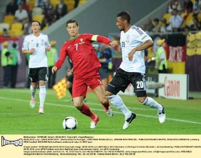 09.06.2012, Lviv - UEFA EURO 2012 - Deutschland vs Portugal - CRISTIANO RONALDO (L), JEROME BOATENG (R) -  09.06.2012,CSMS0019