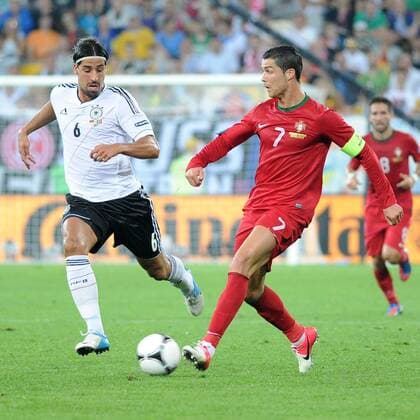 09.06.2012, Lviv - UEFA EURO 2012 - Deutschland vs Portugal - SAMI KHEDIRA (L), CRISTIANO RONALDO (R) -  09.06.2012,CSMS0025