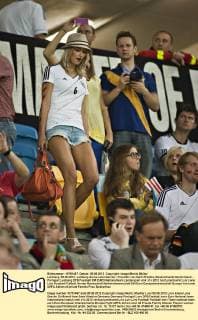 Lemberg, 09.06.2012, Lemberg Arena Lena Gercke - Freundin von Sami Khedira (Deutschland) Deutschland - Portugal