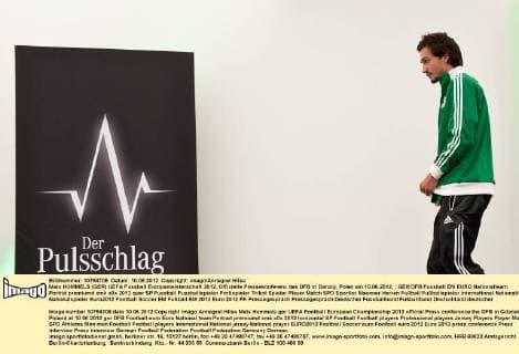 Mats HUMMELS (GER) UEFA Fussball Europameisterschaft 2012, Offizielle Pressekonferenz des DFB in Danzig, Polen am 10.06.2012,