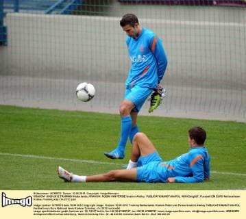 KRAKOW 10-06-2012 TRAINING Niederlande, KRAKOW: ROBIN VAN PERSIE Ibrahim Afellay  100612mig027