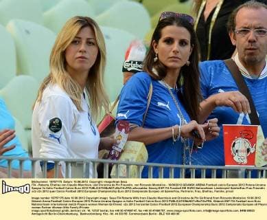 ITA - Roberta, Ehefrau von Claudio Marchisio, und Christina de Pin Freundin, von Riccardo Montolivo - 10 06 2012 GDANSK ARENA Football calcio Europeo 2012 Polona Ucraina Spagna Vs Italia Football Calcio Euro 2012 allexsabba