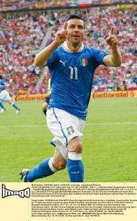 Antonio DI NATALE, ITA11 jubelt nach dem Tor zum 1-0 SPAIN - ITALY ( : ), Spanien-Italien Gruppenspiel, Gruppe C , Fussball Nationalmannschaft EM Euro 2012 am 10.06.2012 in Danzig, Europameisterschaft 2012 in P o l e n, U k r a i n e
