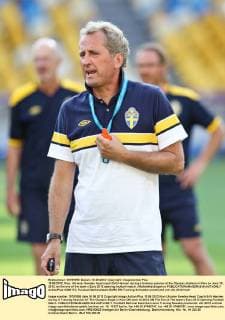 10.06.2012. Kiev, Ukraine. Sweden head coach Erik Hamren during a training session at the Olympic stadium in Kiev on June 10 , 2012, on the eve of the team s Euro 2012 opening football match. xMaloletkaxEvgeniyx  ActionPlus11288172