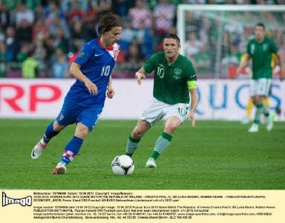 10.06.2012. POZNAN EURO 2012 (GAME MATCH THE REPUBLIC OF IRELAND - CROATIA POOL C). NZ LUKA MODRIC, ROBBIE KEANE -  20120610PF_JK076