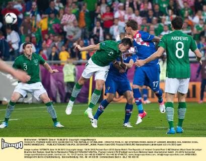 10.06.2012. POZNAN EURO 2012 (GAME MATCH THE REPUBLIC OF IRELAND - CROATIA POOL C). NZ STEPHEN WARD, SEAN ST LEDGER, BRAMKA GOL RADOSC GOAL MARIO MANDZUKIC -  20120610PF_JK096