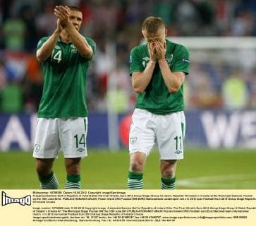 A dejected Damien Duff of Republic of Ireland after the final whistle..Euro 2012 Group Stage (Group C) match, Republic Of Ireland v Croatia at the Municipal Stadium, Poznan on the 10th June 2012. EDITORIAL USE ONLY. No use with unauthorised audio, video, data, fixture lists, club league logos or live services. Online in-match use limited to 120 images, no video emulation. No use in betting, games or single club league player publications.
