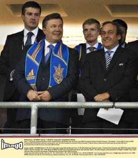 Kiew 11.06.2012, Nationalstadion Viktor Janukowitsch (Präsident der Ukraine) und UEFA Präsident Michel Platini Ukraine - Schweden