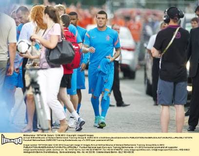 arrival Wilfred Bouma of Holland Netherlands Training Group B: EURO 2012 xVIxWillemxJanxDijkdrentxIVx 971978