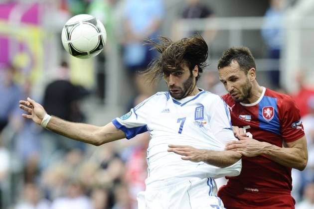 Breslau 12 06 2012 - Euro 2012 Griechenland - Tschechien: Giorgos Samaras-Tomas Sivok 