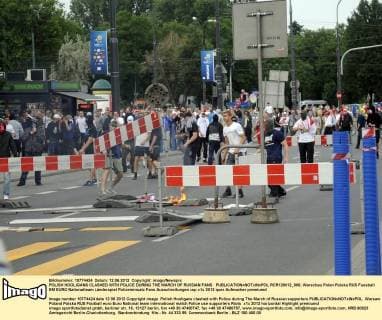 POLISH HOOLIGANS CLASHED WITH POLICE DURING THE MARCH OF RUSSIAN FANS  RCR120612_006