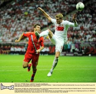 Polen -Russland, ALEKSANDR KERZHAKOV (KIERZAKOW) DAMIEN PERQUIS  20120612LUK032