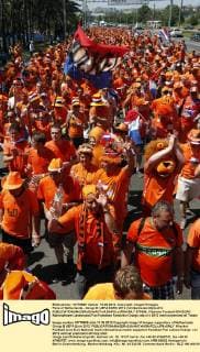 Fans of Netherlands - Group B: UEFA EURO 2012 xVIxHenkxJanxDijksxIVx 973055