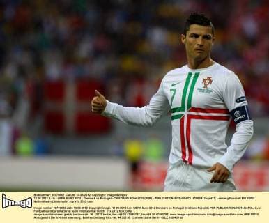 13.06.2012, Lviv - UEFA EURO 2012 - Denmark vs Portugal - CRISTIANO RONALDO (POR) -  13062012toja421