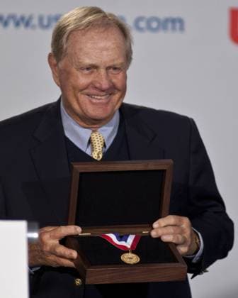 Golfing great Jack Nicklaus holds the new U.S. Open champion s medal named in his honor and bearing his silhouette at the Olympic Club in San Francisco on June 13, 2012. The honor was bestowed on the 50th anniversary of his first major win, the 1962 U. S. Open.  SXP2012061312