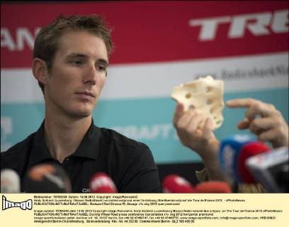 Andy Schleck (Luxemburg Nissan RadioShack) verzichtet aufgrund einer Verletzung (Steißbeinbruch) auf die Tour de France 2012 - xPhotoNewsx 
