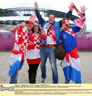 FUSSBALL - EURO 2012, POSEN, 14.JUN.12 - FUSSBALL - UEFA Europameisterschaft 2012, Länderspiel, Gruppenphase, Kroatien. Bild zeigt Fans. 