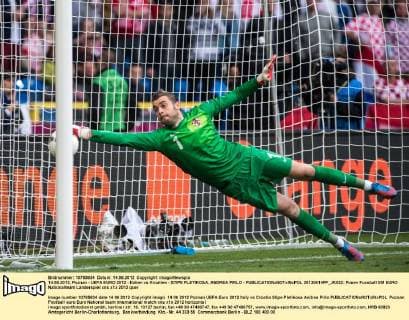 14.06.2012, Poznan - UEFA EURO 2012 - Italien vs Kroatien - STIPE PLETIKOSA, ANDREA PIRLO -  20120614PF_JK022