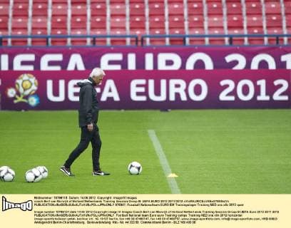 coach Bert van Marwijk of Holland Netherlands Training Session Group B: UEFA EURO 2012 2011 2012 xVIxMAURICExVANxSTEENxIVx 976047