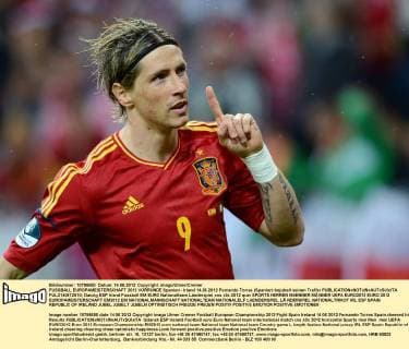 FUSSBALL EUROPAMEISTERSCHAFT 2012 VORRUNDE Spanien - Irland 14.06.2012 Fernando Torres (Spanien) bejubelt seinen Treffer  FUL2140612010