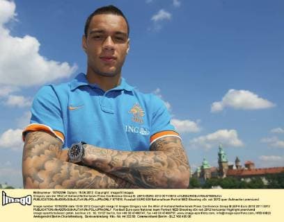 Gregory van der Wiel of Holland Netherlands Press Conference Group B: UEFA EURO 2012 2011 2012 xVIxMAURICExVANxSTEENxIVx 977616