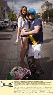 Kiew 15.06.2012 Schweden Fans Fanzone Kiew
