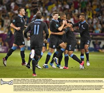 Kiew 15.06.2012 Torjubel: John Terry (England), Ashley Young (England), Steven Gerrard (England), Glen Johnson (England), Theo Walcott (England), Ashley Cole (England) Schweden - England