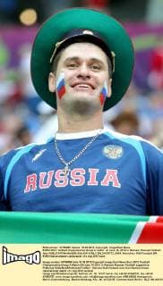 EURO 2012: football championship Group A match on June 16, 2012 in Warsaw. Russian football fans  EN_01033727_0004