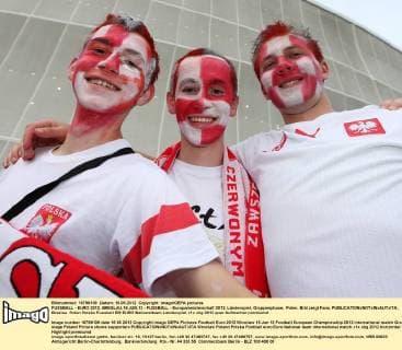 FUSSBALL - EURO 2012, BRESLAU,16.JUN.12 - FUSSBALL - Europameisterschaft 2012, Länderspiel, Gruppenphase, Polen. Bild zeigt Fans. 