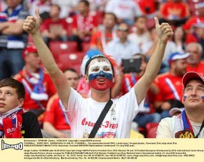 FUSSBALL - EURO 2012, WARSCHAU,16.JUN.12 - FUSSBALL - Europameisterschaft 2012, Länderspiel, Gruppenphase, Russland. Bild zeigt einen Fan. 