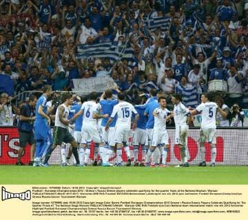 Football - European Championships 2012 - Greece v Russia Greece players celebrate qualifying for the quarter finals at the National Stadium, Warsaw  4017-4017