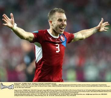 FUSSBALL - EURO 2012, CZE vs POL BRESLAU,POLEN,16.JUN.12 - FUSSBALL - UEFA Europameisterschaft 2012 in Polen und der Ukraine, Länderspiel, Gruppenphase, Tschechien vs Polen. Bild zeigt den Jubel von Michal Kadlec (CZE). 