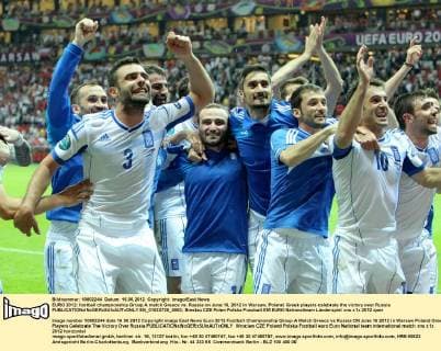 EURO 2012: football championship Group A match Greece vs. Russia on June 16, 2012 in Warsaw, Poland. Greek players celebrate the victory over Russia  EN_01033728_0083
