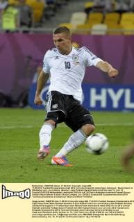 17.06.2012, Fussball Europameisterschaft 2012, Vorrunde Gruppe B, letztes Spiel, Dänemark - Deutschland, im EM-Stadion von Lviv (Lemberg, Ukraine). Lukas Podolski (Deutschland) erzielt hier sein Tor zum 1:0.
