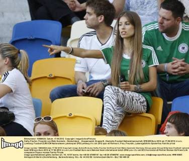 Cathy Fischer, Freundin von Mats Hummels - Deutschland - Gruppenspiel, Gruppe B , Deutsche Fussball Nationalmannschaft, DFB EM Euro 2012 am 17.06.2012 in Lviv, Lemberg