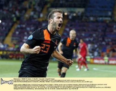 (L-R) Rafael van der Vaart of Holland Portugal v Netherlands Group B: UEFA EURO 2012 2011 2012 xVIxHenkxJanxDijksxIVx 981847