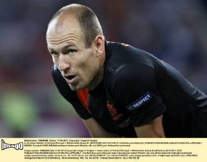 (L-R) Arjen Robben of Holland Portugal v Netherlands Group B: UEFA EURO 2012 2011 2012 xVIxHenkxJanxDijksxIVx 982043
