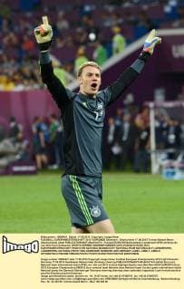 FUSSBALL EUROPAMEISTERSCHAFT 2012 VORRUNDE Dänemark - Deutschland 17.06.2012 Torwart Manuel Neuer (Deutschland) jubelt 