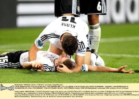 LWOW ARENA LWOW 17.06.2012 EURO 2012 LARS BENDER GER LVIV LVIV ARENA 17.06.2012 EURO 2012 GROUP B DENMARK - GERMANY LARS BENDER GER IS CELEBRATING HIS GOAL FOR GERMANY  120617MIN035