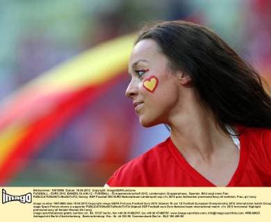FUSSBALL - EURO 2012, DANZIG,18.JUN.12 - FUSSBALL - Europameisterschaft 2012, Länderspiel, Gruppenphase, Spanien. Bild zeigt einen Fan. 