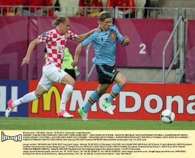 GDANSK 18.06.2012 N Z DOMAGOJ VIDA (CRO) JORDI ALBA (ESP) - UEFA EURO 2012 SPAIN - CROATIA REPUBLIC UEFA EUROPEAN FOOTBALL CHAMPIONSHIP GROUP STAGE GROUP C FOOTBALL SOCCER UEFA EURO 2012 SPANIEN - KROATIEN UEFA FUßBALL EUROPAMEISTERSCHAFT GRUPPE C FUSSBAL UEFA EURO 2012 DANZIG -  MAO120618_004