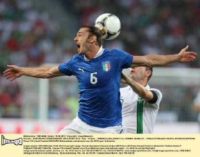 Poznan - EUROPEAN CHAMPIONSHIPS UEFA EURO 2012 - Italy - Ireland - FEDERICO BALZARETTI (L) ROBBIE KEANE (P) -  20120618CSMT8448