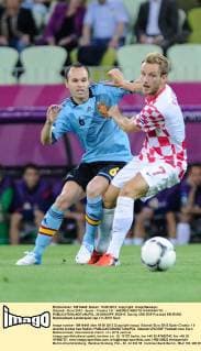 Gdansk - Euro 2012 - Spain - Croatia 1:0 - ANDRES INIESTA IVAN RAKITIC -  20120618PF_RO019