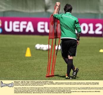 FUSSBALL - EURO 2012, GER, Training DANZIG,POLEN,19.JUN.12 - FUSSBALL - UEFA Europameisterschaft 2012 in Polen und der Ukraine, Länderspiel, Nationalteam Deutschland, Training. Bild zeigt Teamchef Joachim Löw (GER). 