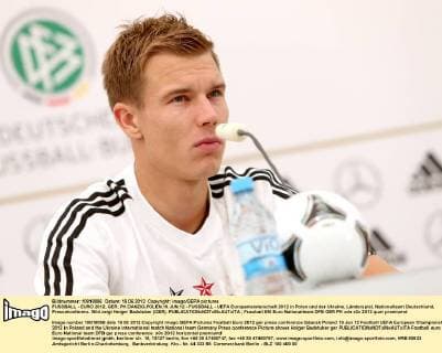 FUSSBALL - EURO 2012, GER, PK DANZIG,POLEN,19.JUN.12 - FUSSBALL - UEFA Europameisterschaft 2012 in Polen und der Ukraine, Länderspiel, Nationalteam Deutschland, Pressekonferenz. Bild zeigt Holger Badstuber (GER). 