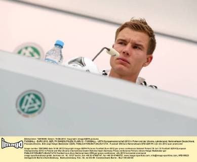FUSSBALL - EURO 2012, GER, PK DANZIG,POLEN,19.JUN.12 - FUSSBALL - UEFA Europameisterschaft 2012 in Polen und der Ukraine, Länderspiel, Nationalteam Deutschland, Pressekonferenz. Bild zeigt Holger Badstuber (GER). 