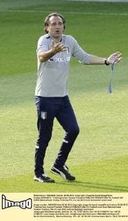 Krakau 20 06 2012 - Training Italien; Cesare Prandelli 