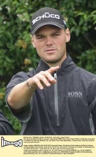 Der deutsche Golfprofi Martin Kaymer während der BMW International Open 2012 im Golfclub Lärchenhof in Pulheim bei Köln am Mittwoch, 20. Juni 2012. Foto: Peter Brenneken TriAss-Photo