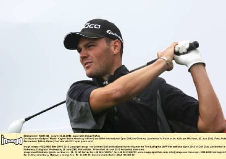 Der deutsche Golfprofi Martin Kaymer beim Abschlag während der BMW International Open 2012 im Golfclub Lärchenhof in Pulheim bei Köln am Mittwoch, 20. Juni 2012. Foto: Peter Brenneken TriAss-Photo